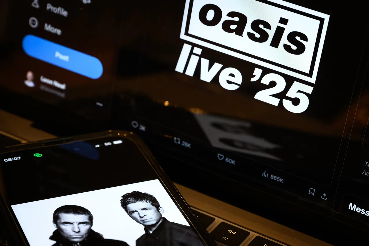 Oasis, Iron Maiden e Phil Collins entram no Hall da Fama do Rock em 2026